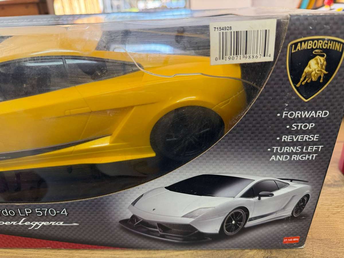 Lamborghini Gallardo LP 570-4 remote control car