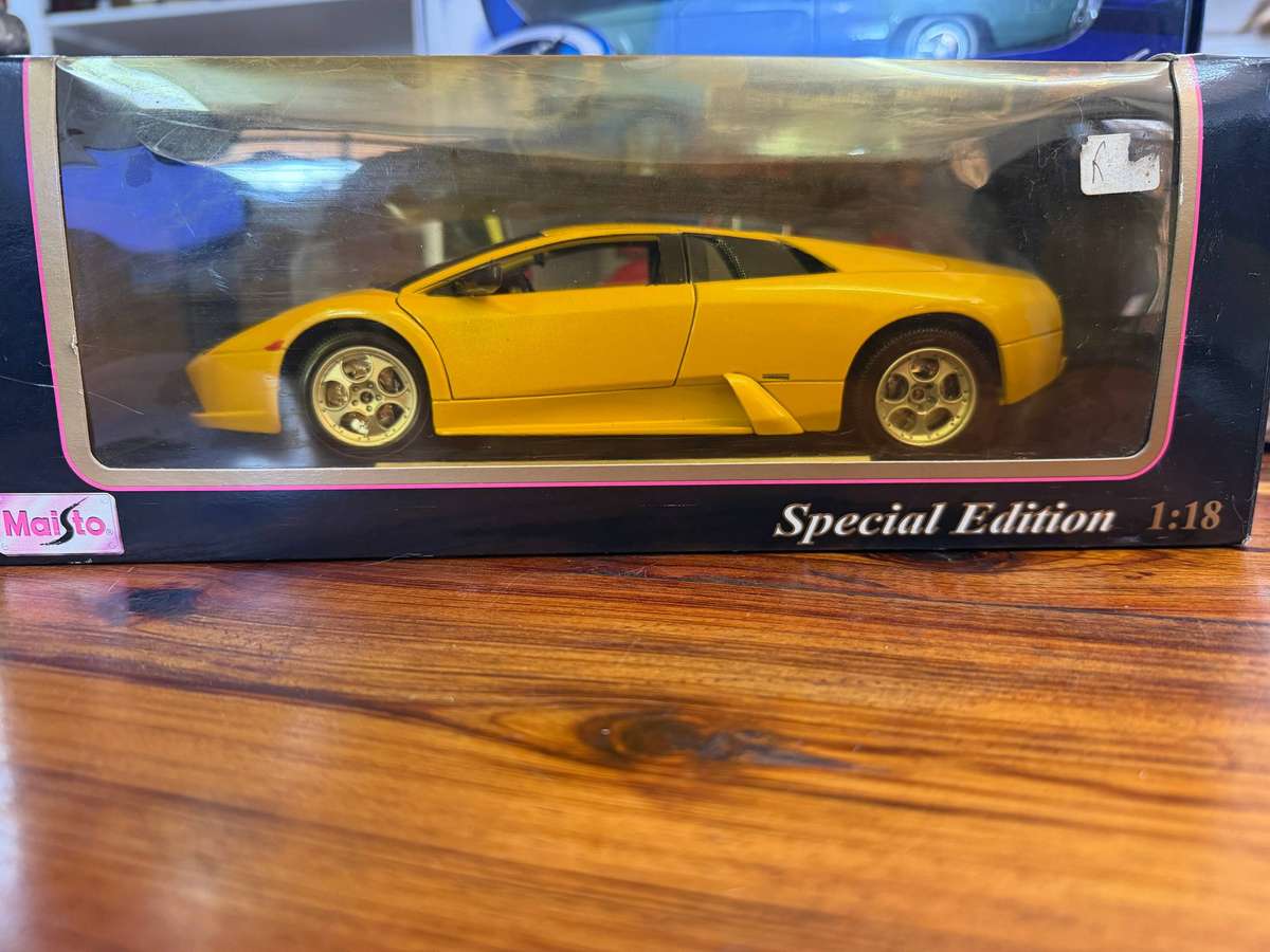 Maisto Lamborghini Murcielago - scale 1:18