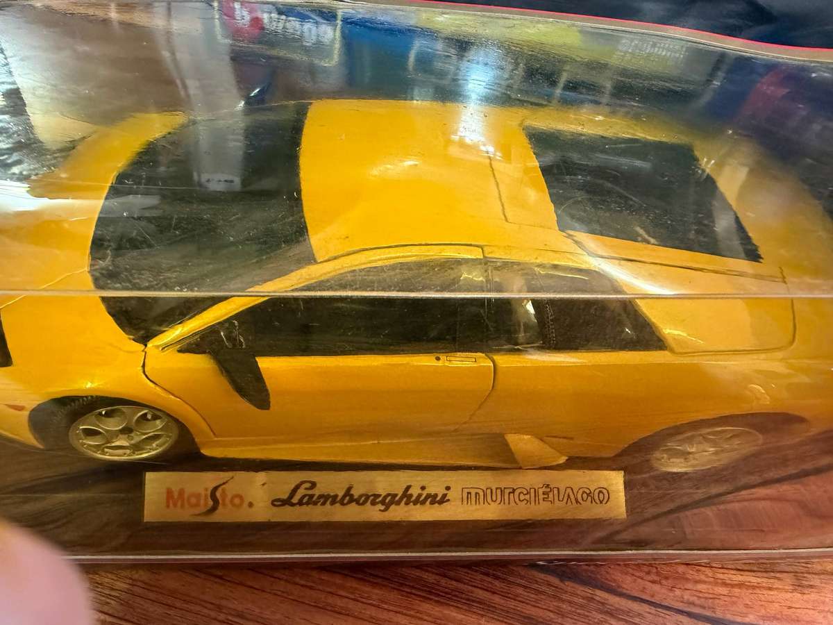 Maisto Lamborghini Murcielago - scale 1:18