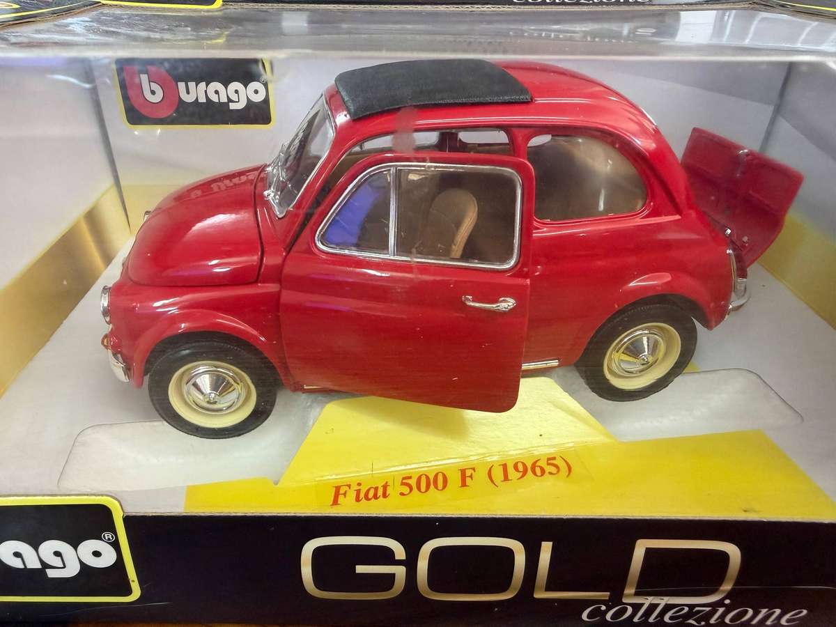Burago Fiat 500 F 1965 - scale 1:18