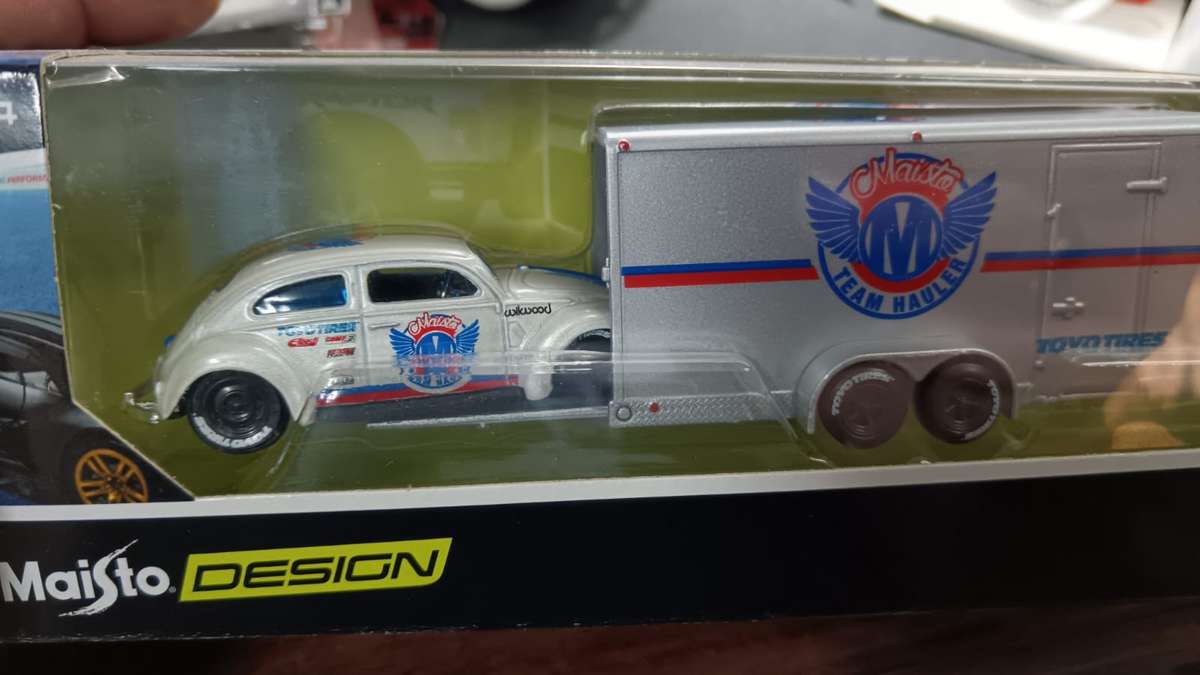 Maisto - 1:64 Beetle Lot
