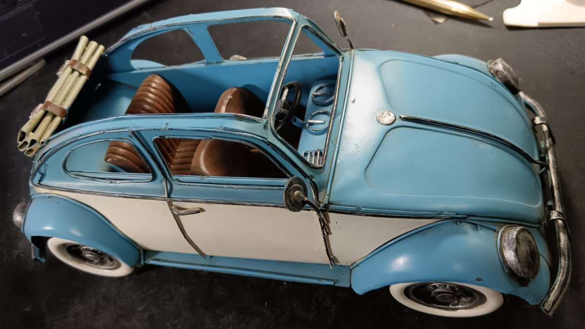 VW Beetle Model - No Box