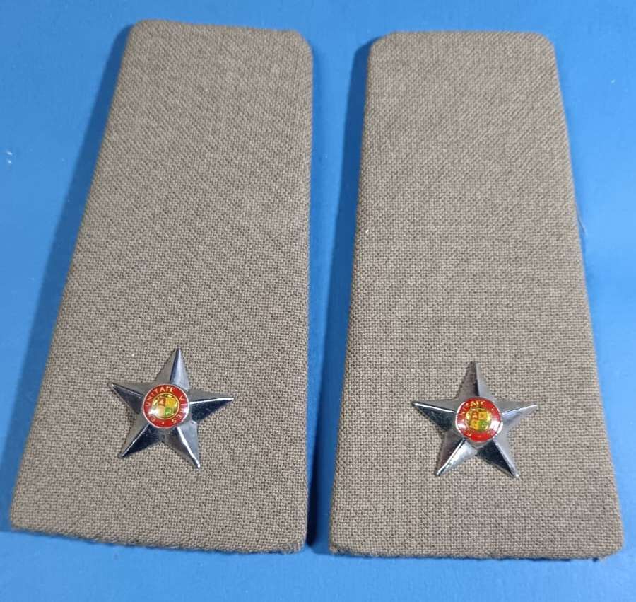 SADF - Army 2ND Lieutenant Slip on Ranks