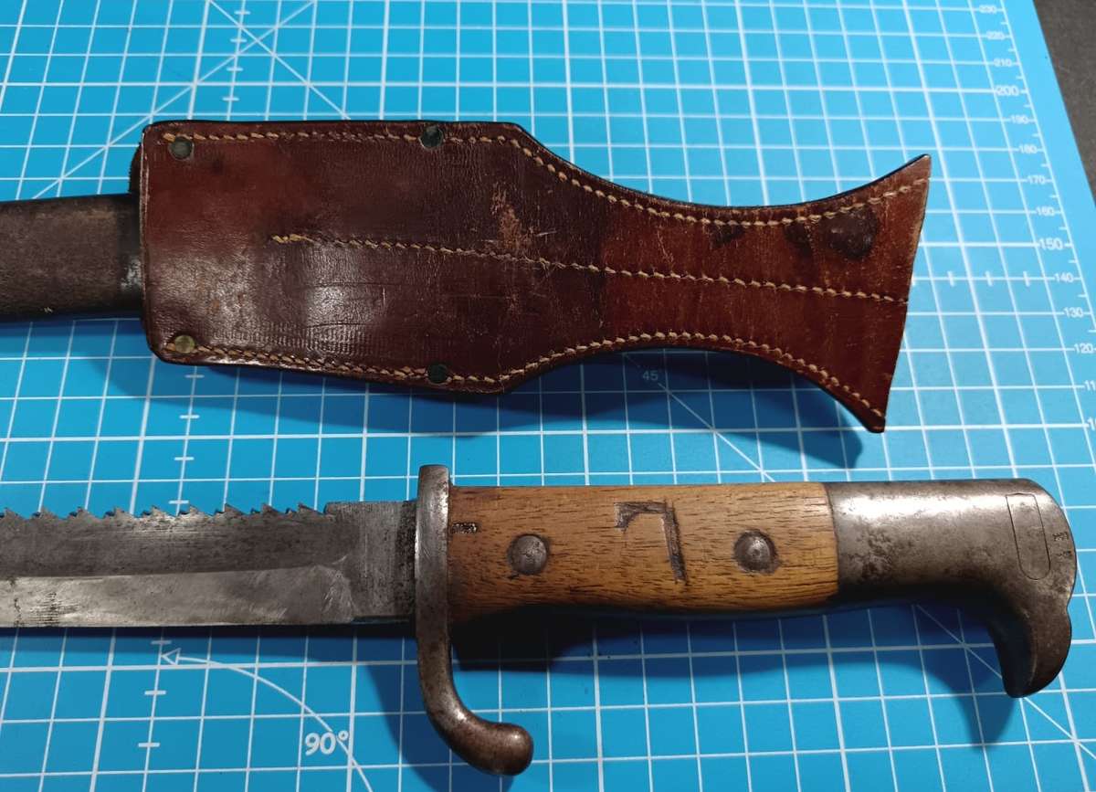 German Model KS98 Sawback Bayonet with Scabbard ( Butcher Blade )
