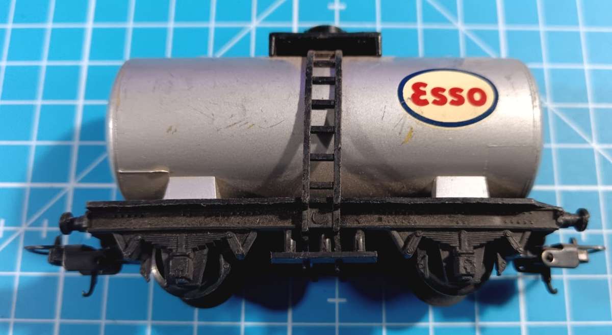 Lima HO Tank Model