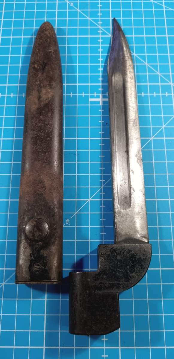 Complete British Lee Enfield No.9 with Scabbard