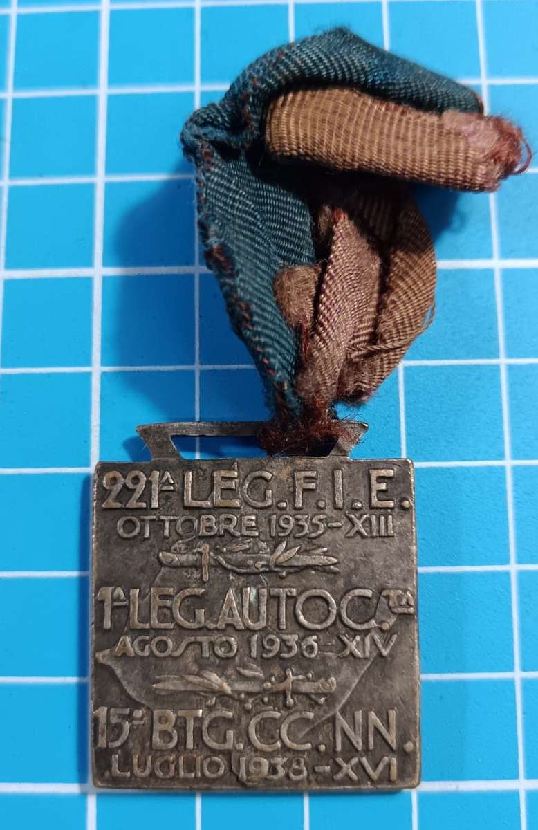 Rare - Facist Italian African Campaign Medal - Addis Abeba