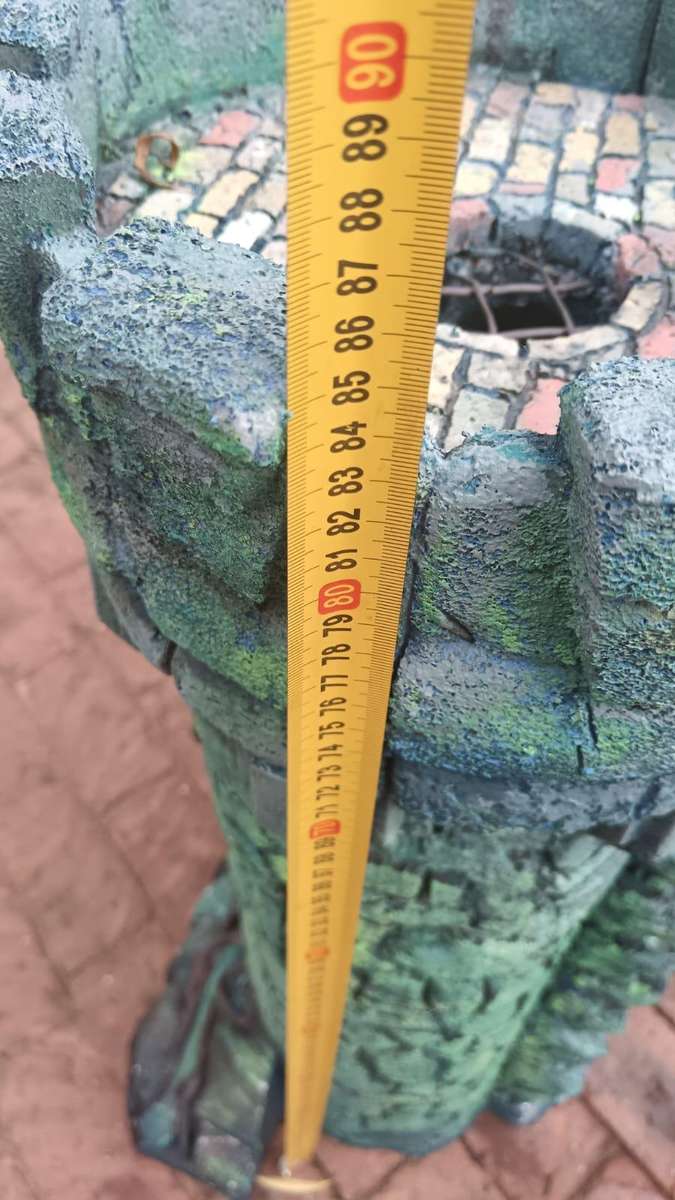 He-Man Masters Of The Universe (HUGE) Castle Grayskull