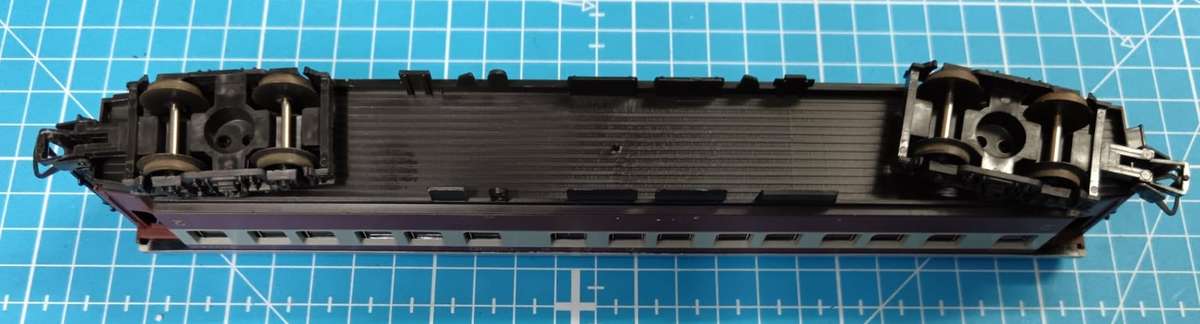 LIMA HO: SAR `Trans Karoo` 2nd Class Passenger Coach in Good Used Un-boxed condition(Italy)