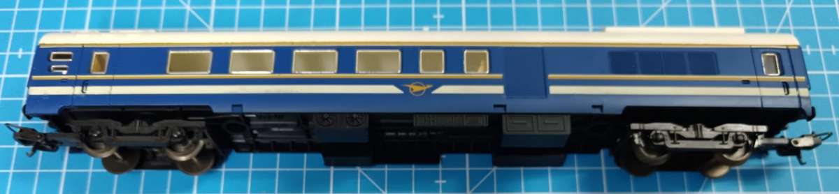 LIMA HO: Blue Train Composite Coach in good un-boxed condition(Italy)