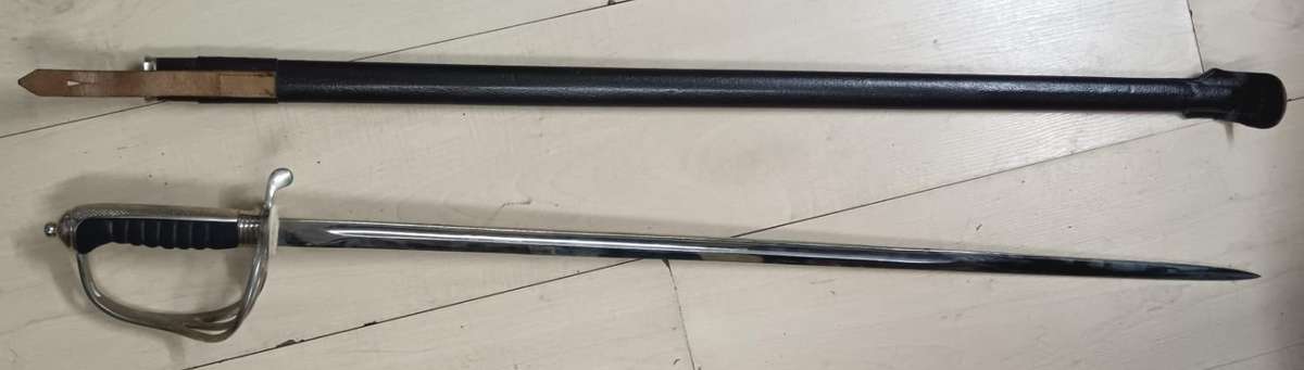SADF/SAP - Ceremonial Sword with Scabbard ( Top Condition )