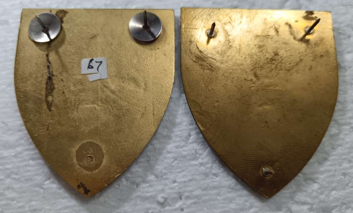SADF - 3 SA Infantry Shoulder Flash Pair