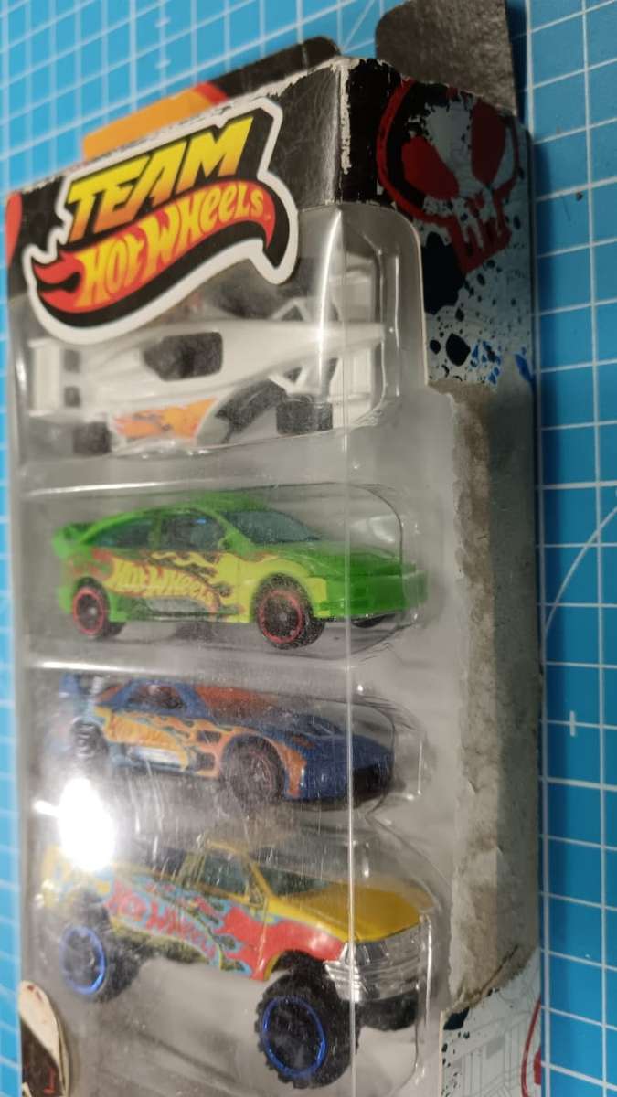 Hotwheels - Models on Card