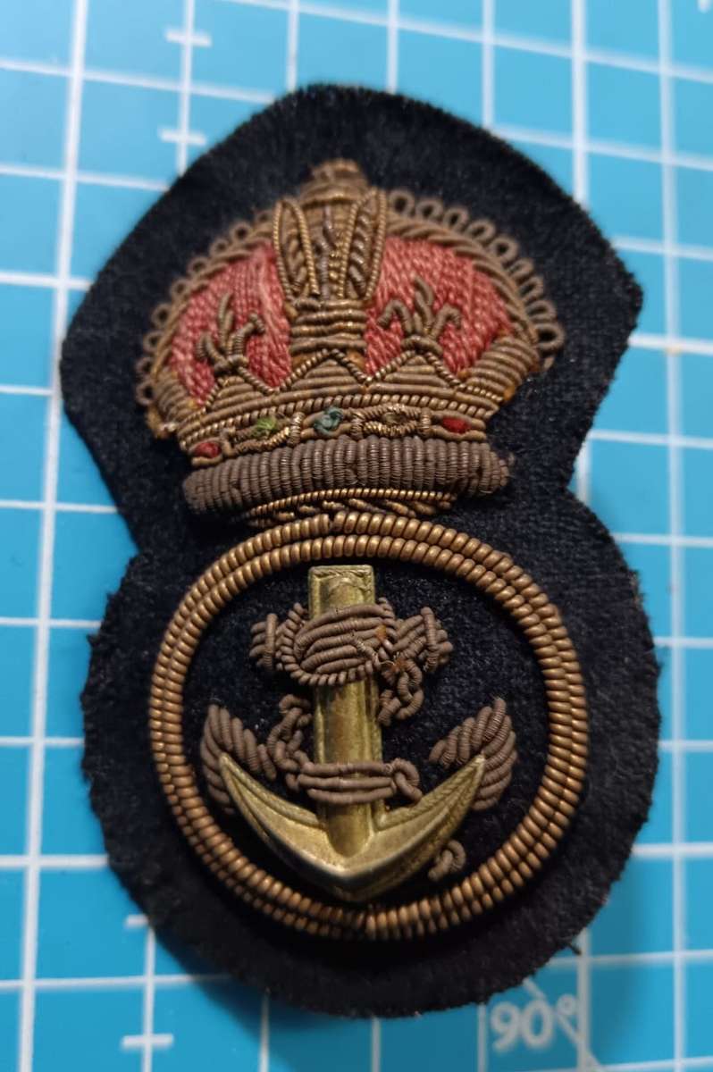 Royal Navy Petty Officers Cap Badge