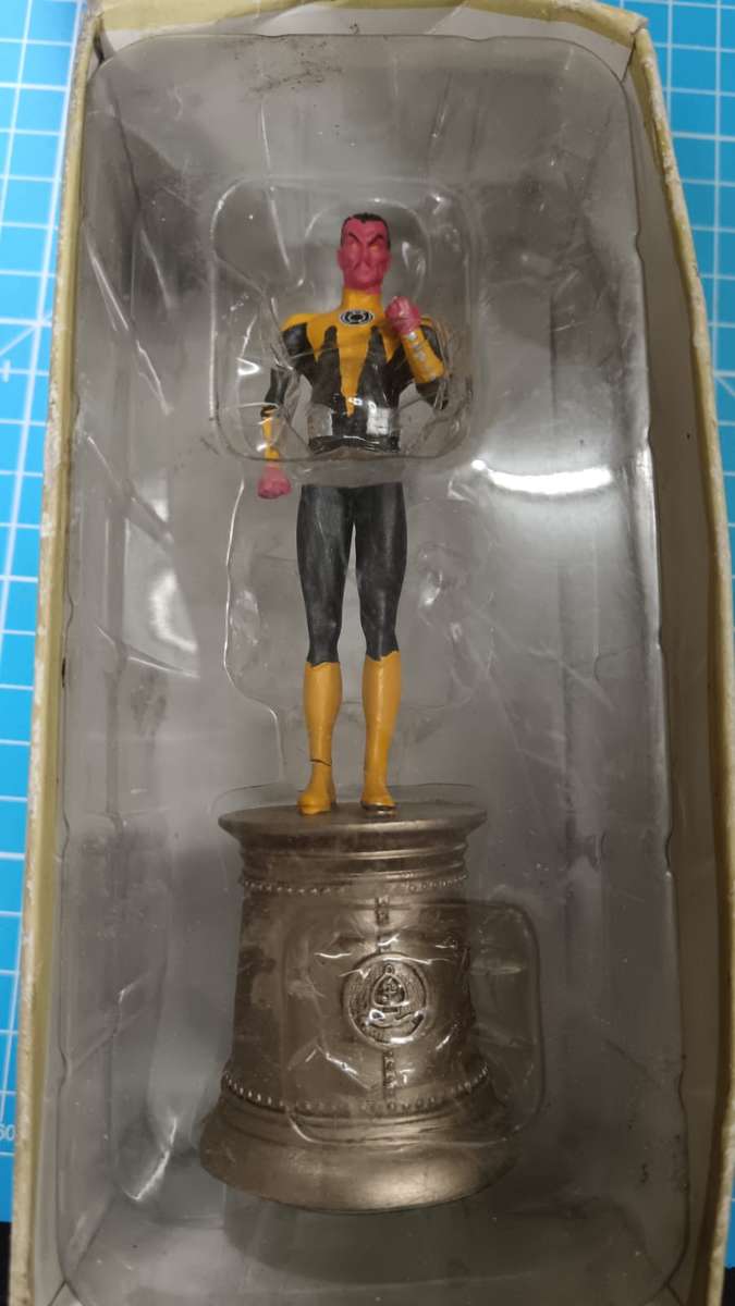 DC Comics - Hand Painted Chess Piece