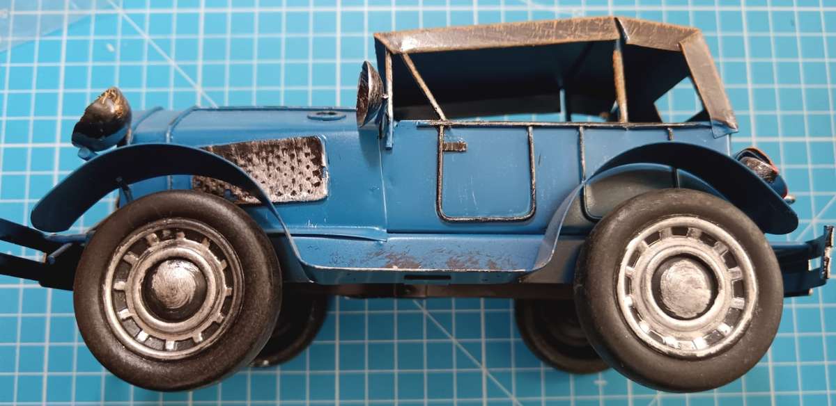 Large Vintage Car Metal Model