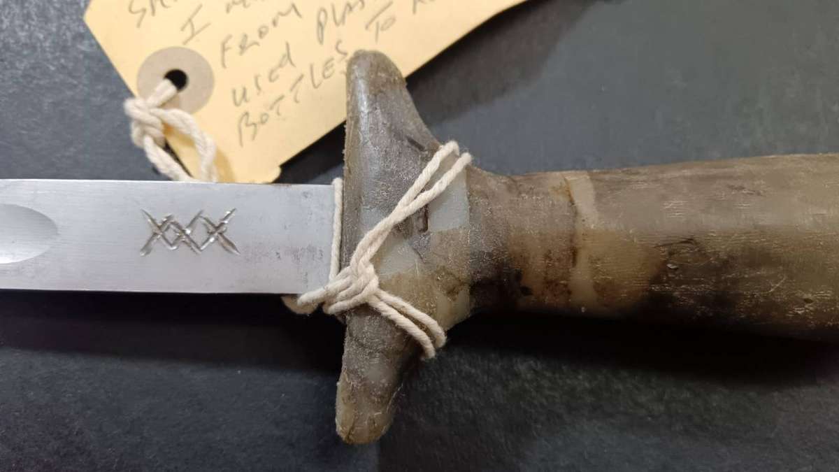 Special Forces Super Soldier - Mike West ( SAS and Recce ) Homemade Knife