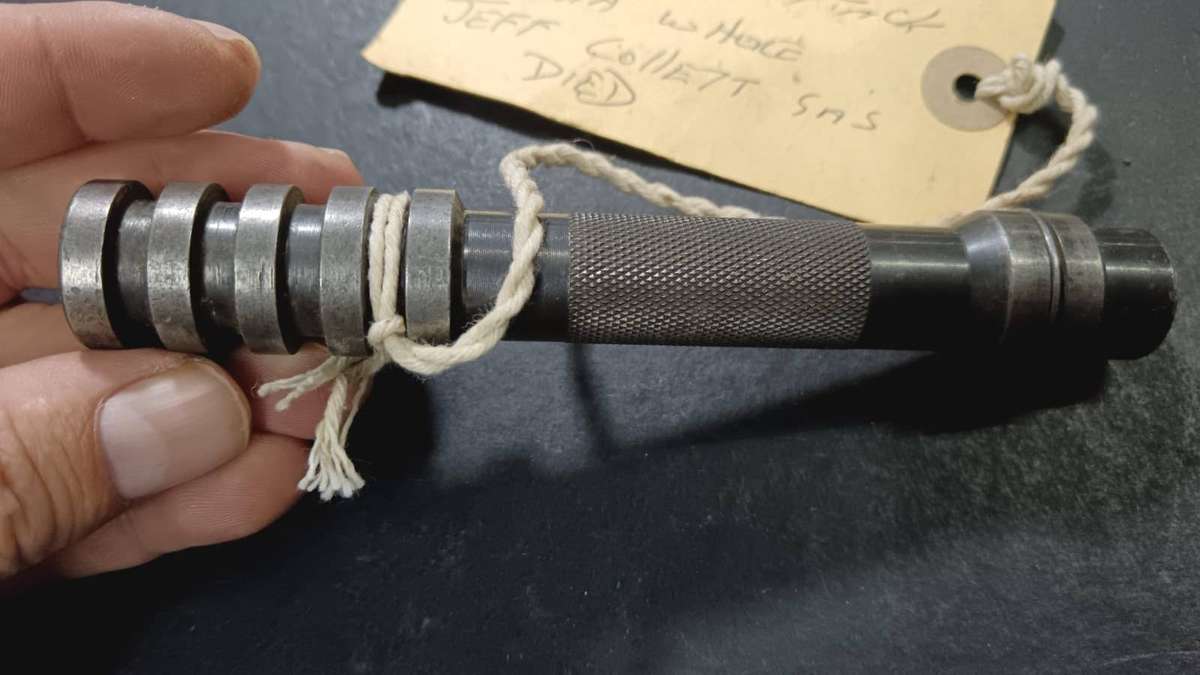 Special Forces Super Soldier - Mike West (SAS and Recce)Grenade Launcher Attachments for Yugoslav AK