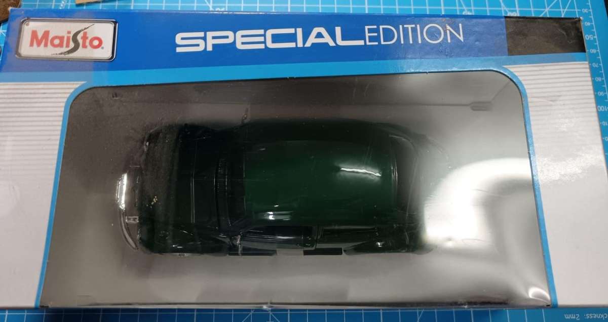 Maisto - VW Beetle - 1:24 Boxed