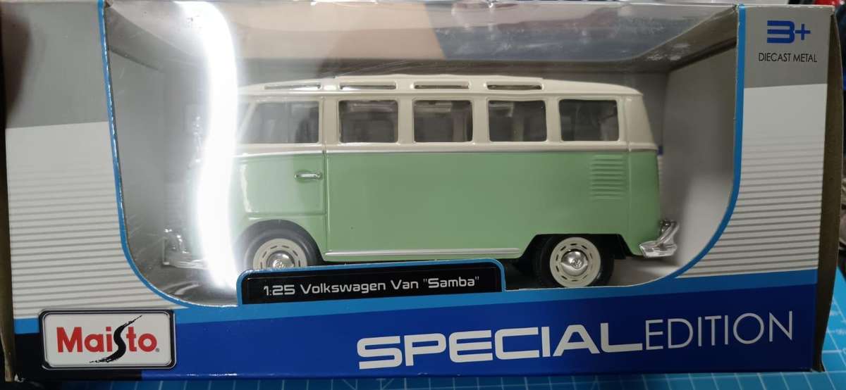 Maisto - VW Beetle - 1:25 Boxed