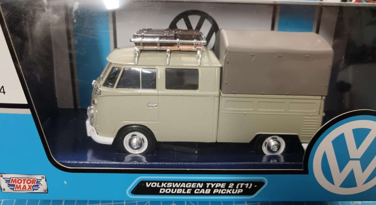 Volkswagen Combi T1 Pick-Up 1/24° Motormax