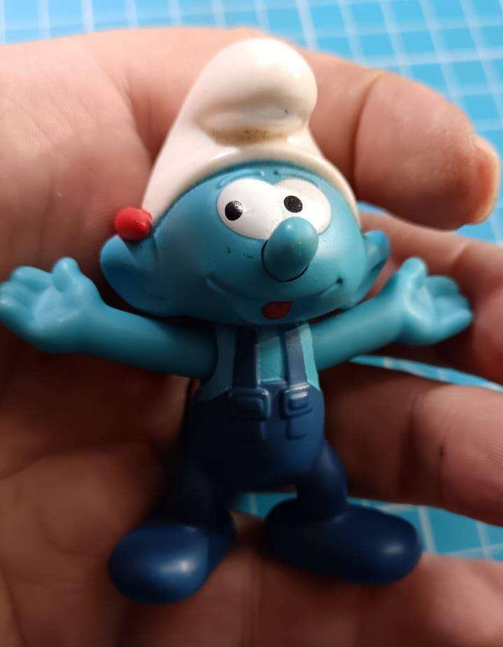 Vintage SMURFS Figurine