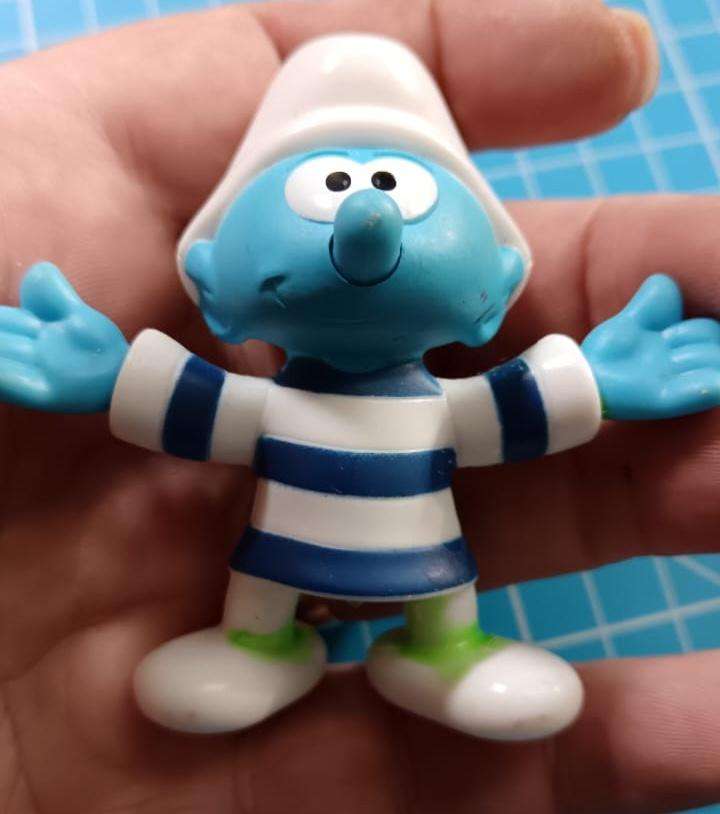 Vintage SMURFS Figurine