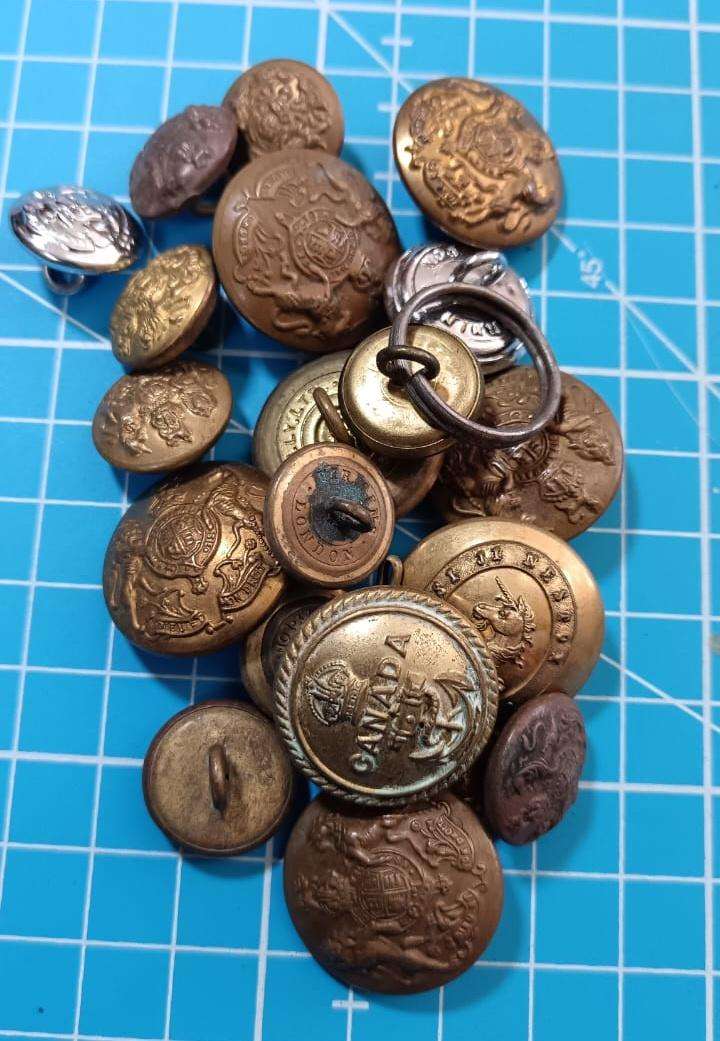 South Africa/International - Button lot