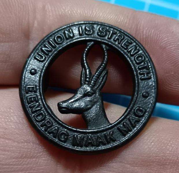 SADF - Union Collar Badge