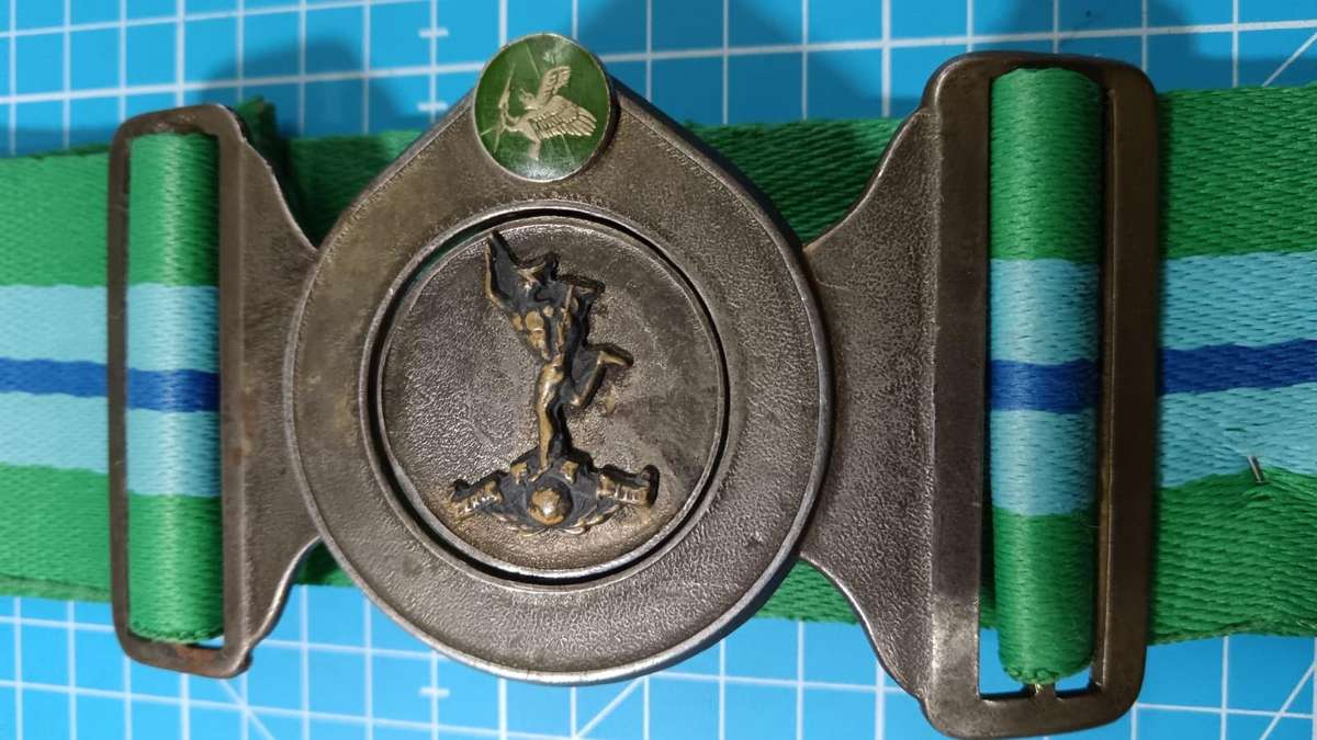 SADF - 5 Signal Unit Stable Belt