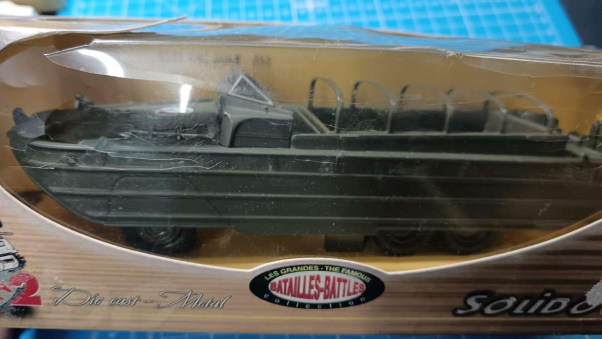 Solido  The Famous Battle Collection  GMC DUKW 353  Amphibious Vehicle
