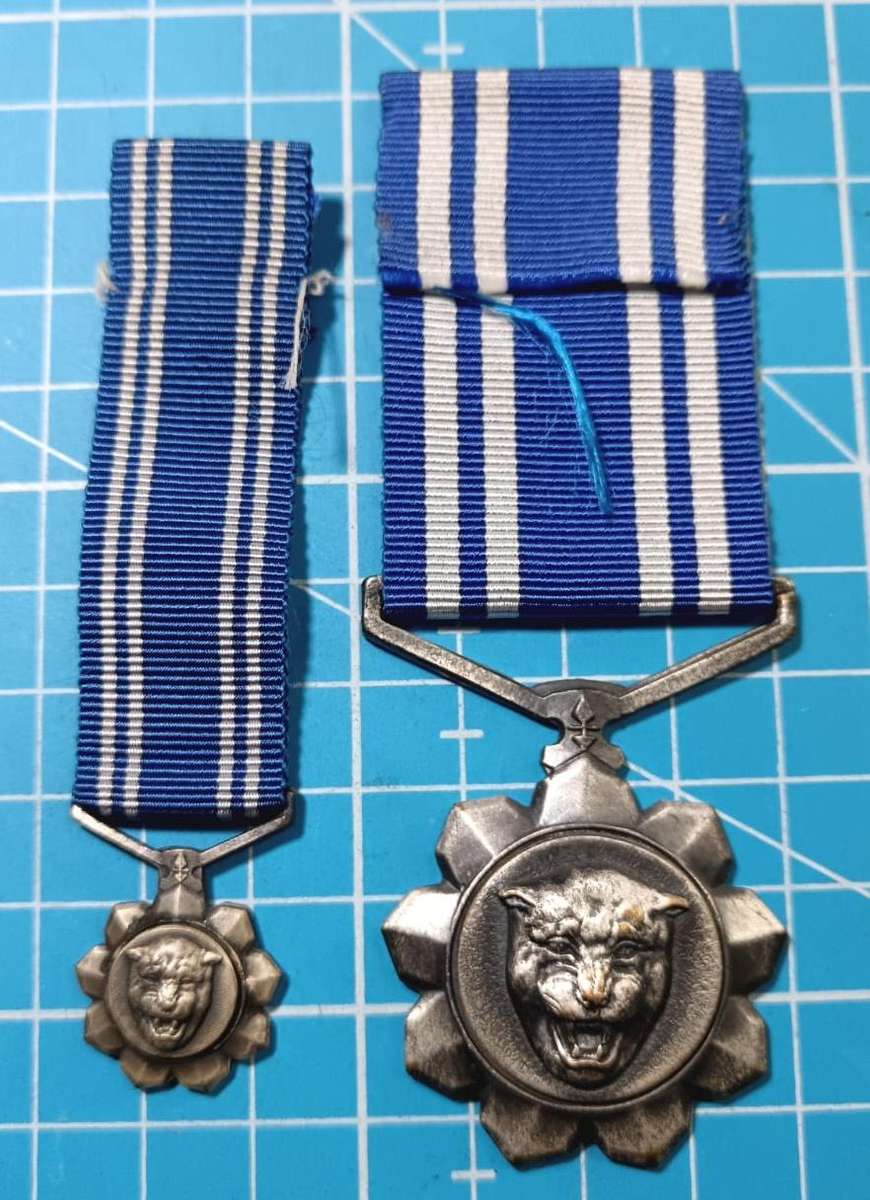 Homelands - Bophuthatswana Police Star for Faithful Service 20 Years  - Full Size plus Miniature