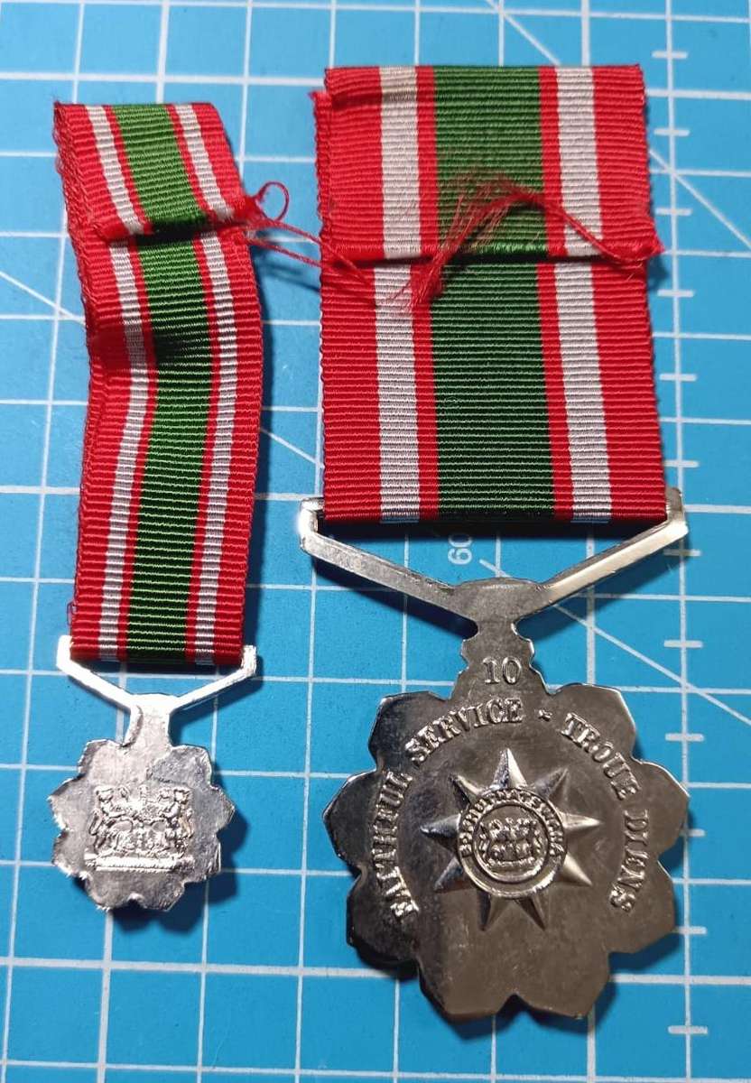 Homelands - Bophuthatswana Police Star for Faithful Service 10 Years  - Full Size plus Miniature