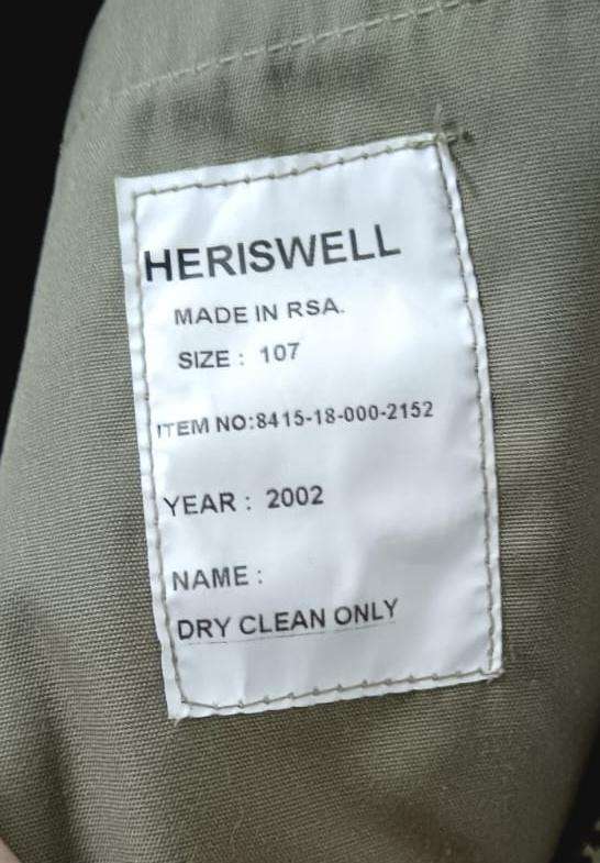 SANDF - Jacket with Insignia ( Top Condition - Size 107 ) Dated 2002