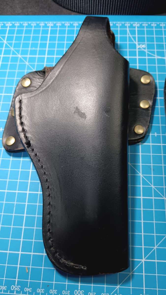 Black Gun Holster and Pouch Lot ( Pristine Condition )