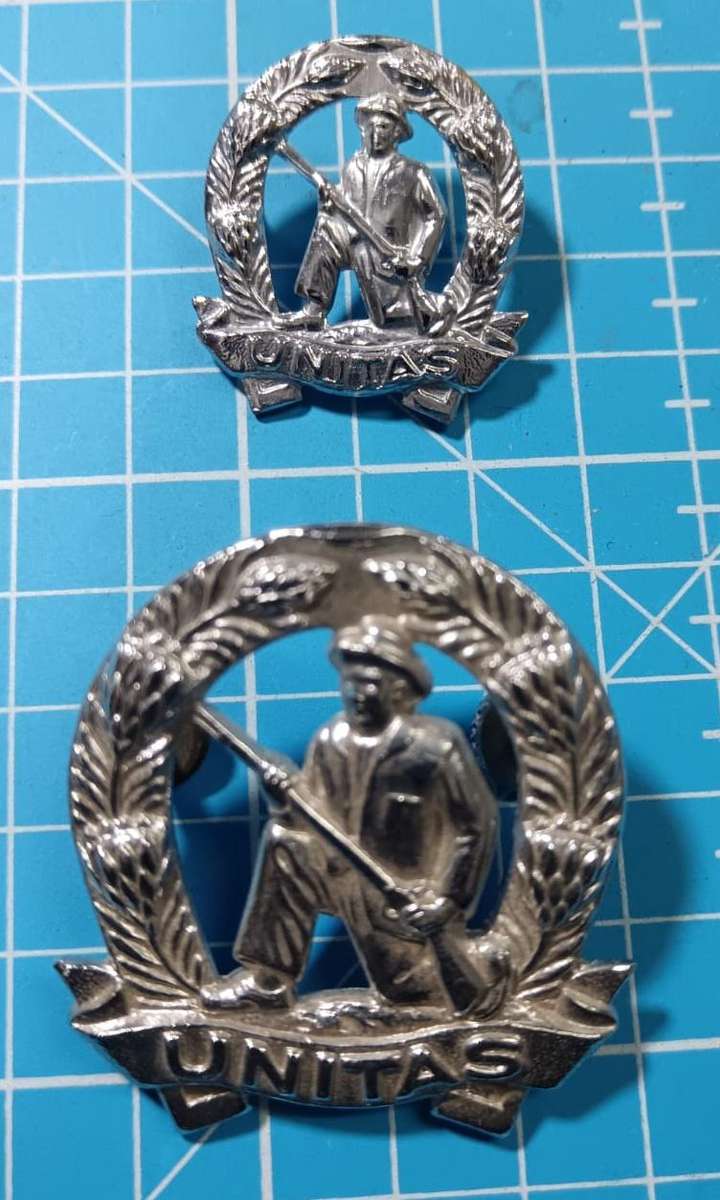 SADF - Commando Cap Badge and Collar