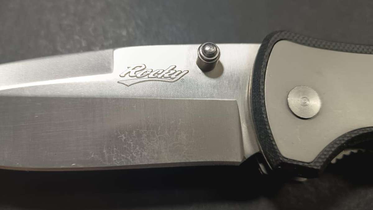 Adventure Series - Pocket Knife in Box - As New