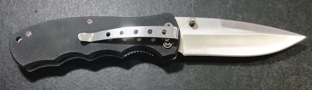 Adventure Series - Pocket Knife in Box - As New