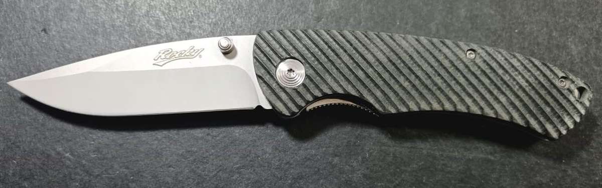 Adventure Series - Pocket Knife in Box - As New