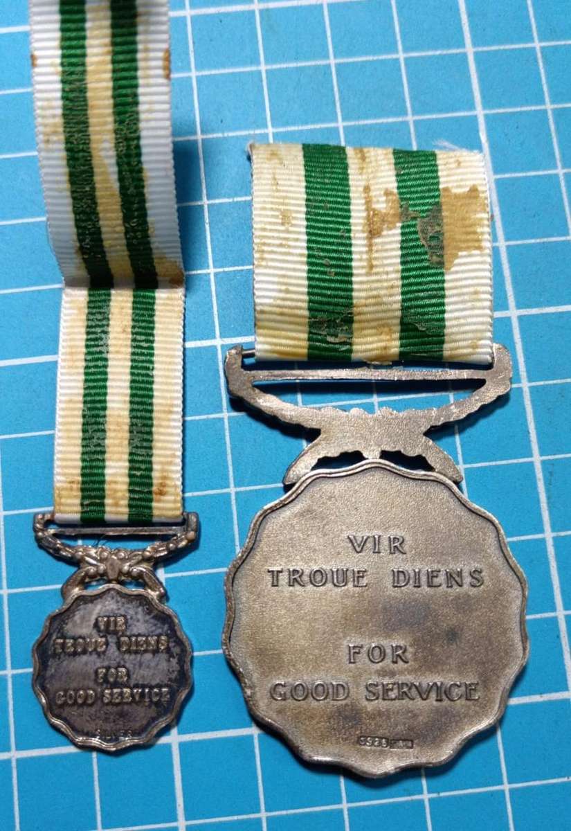 SADF - Full Size Plus Miniature 20 Years Good Service Medals ( Sterling Silver )