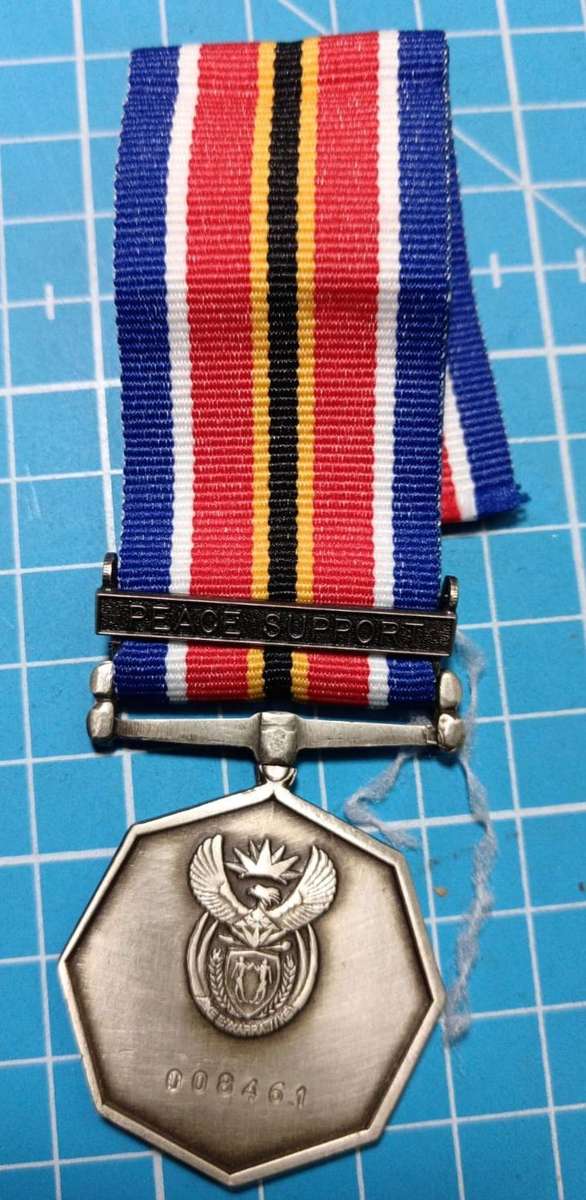 SANDF - Full Size " The Tshumelo Ikatelaho General Service Medal "