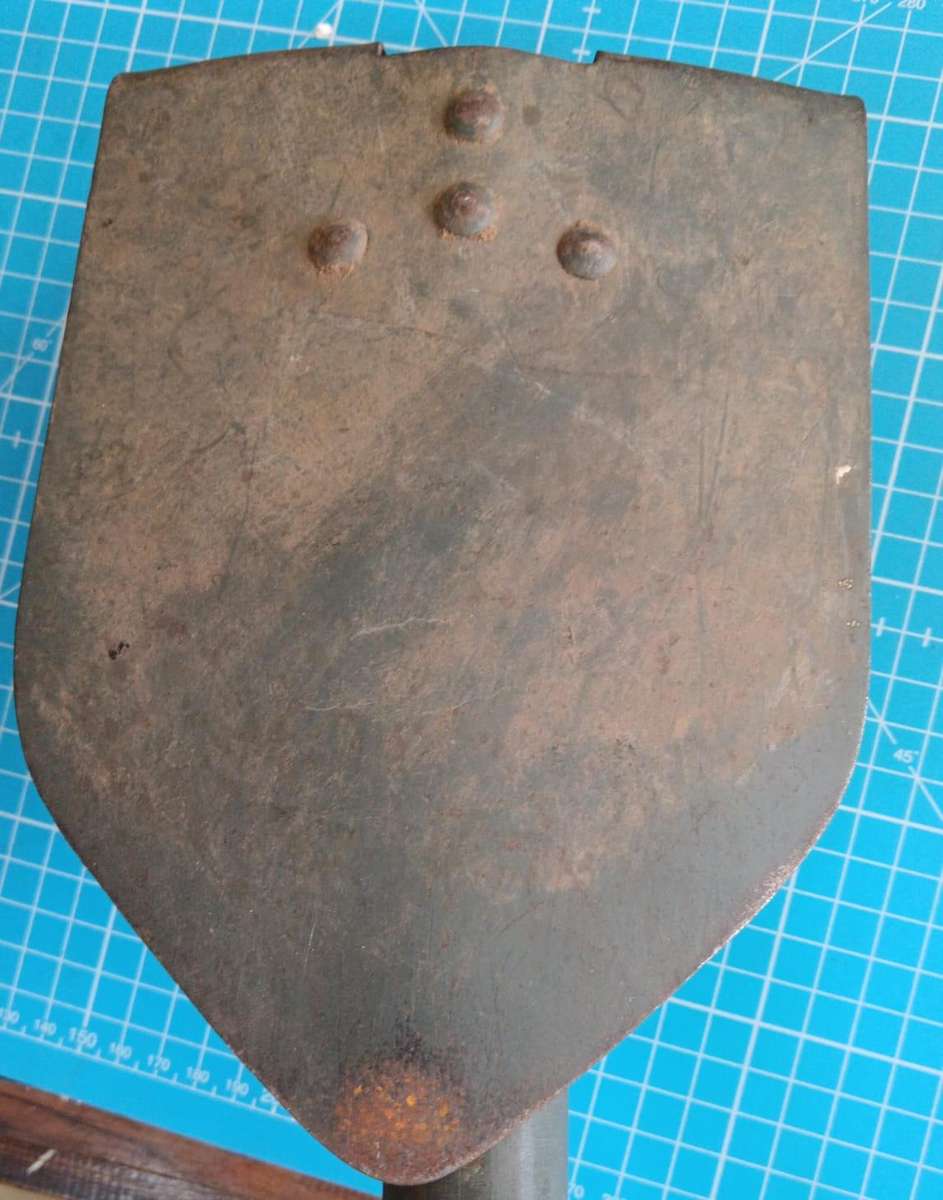 WW2 US Original 1944 Entrenching Tool (Folding Shovel)