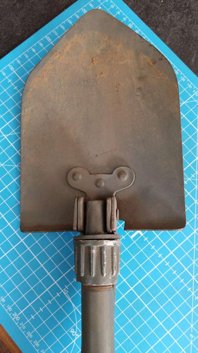 WW2 US Original 1944 Entrenching Tool (Folding Shovel)
