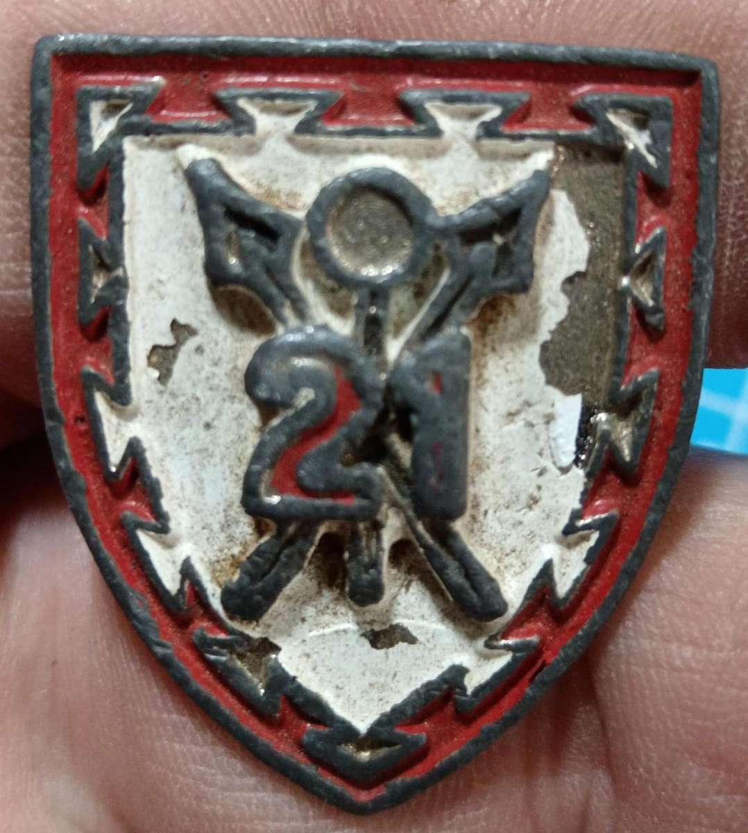 SADF - 21 Battalion Beret Badge ( See Condition )