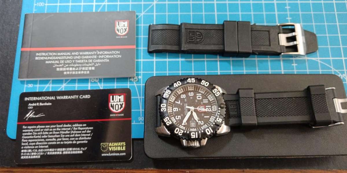 Original Navy SEAL Collection - Luminox Men's 3151 Navy Seal Luminescent Watch
