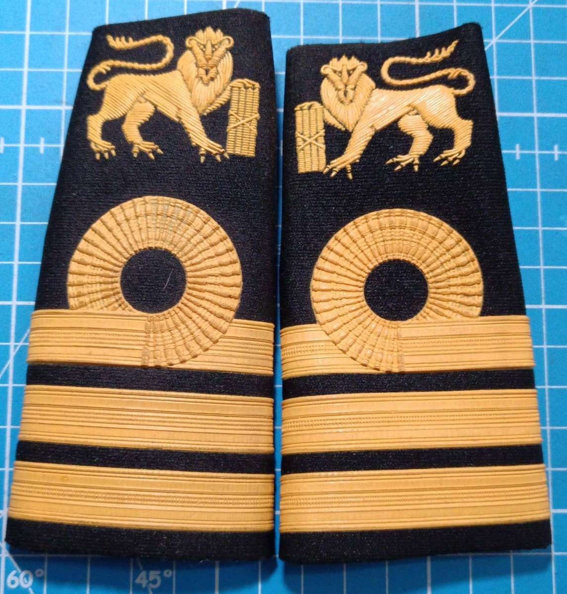 SADF - SA Navy Commander Tupper Rank Epaulettes