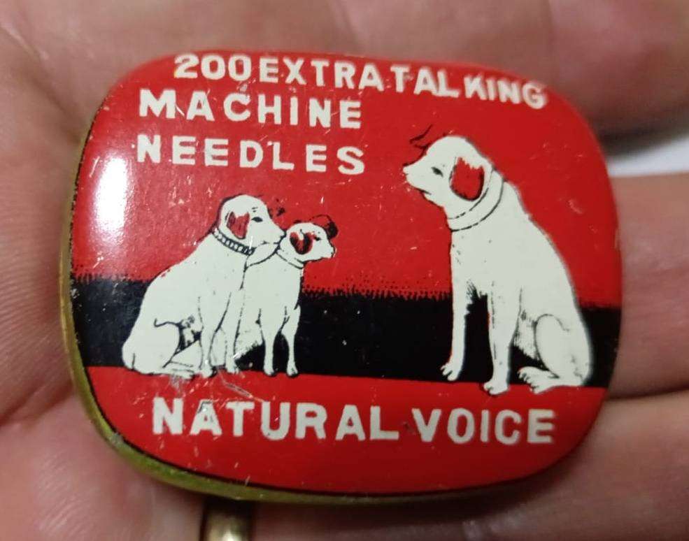 Vintage Gramophone Phonograph Needles in Tin - Bid Per Tin