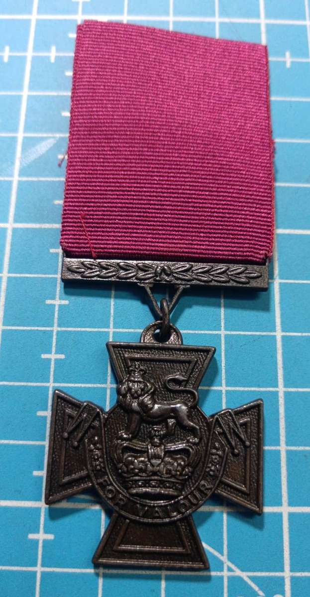 United Kingdom - Full Size Victoria Cross ( Selling as a Copy )