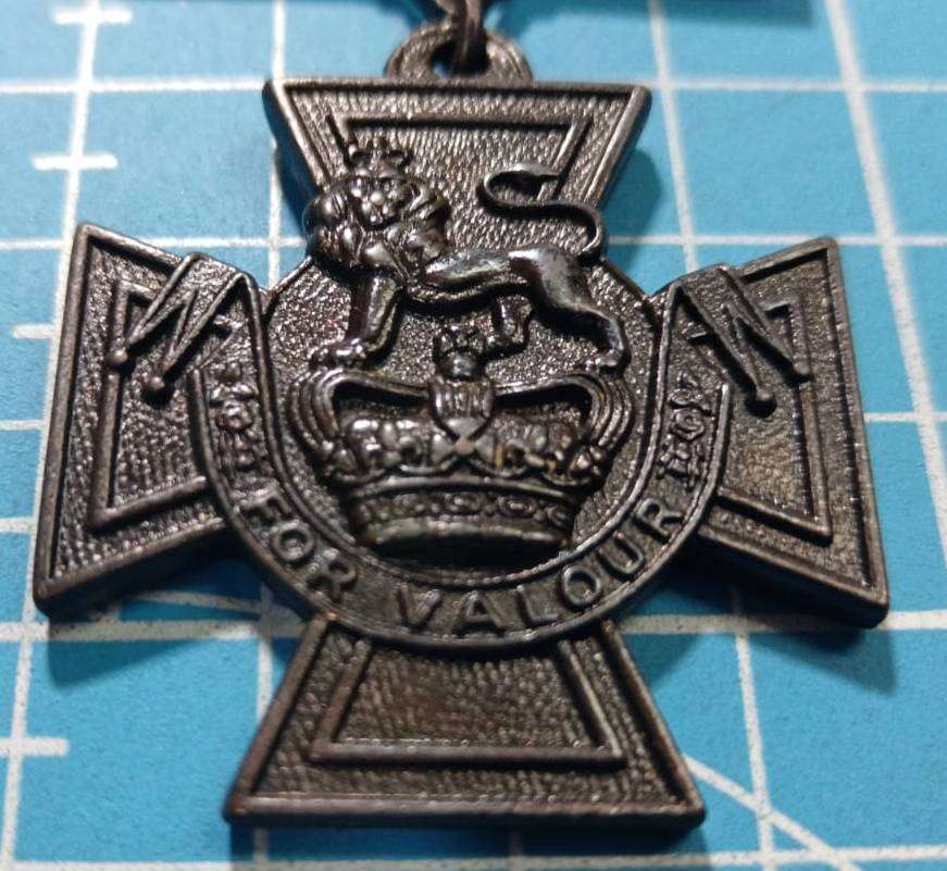 United Kingdom - Full Size Victoria Cross ( Selling as a Copy )