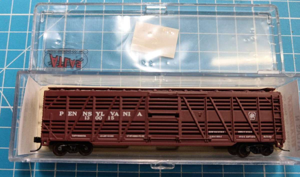 Atlas # 3549 50' Stock Car Pennsylvania # 130026 N Scale MIB